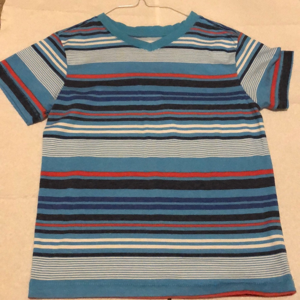 Red Camel boys 5 T-shirt. Blue Red White